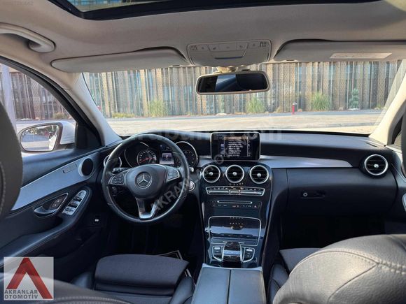 Akranlar dan Mercedes C180