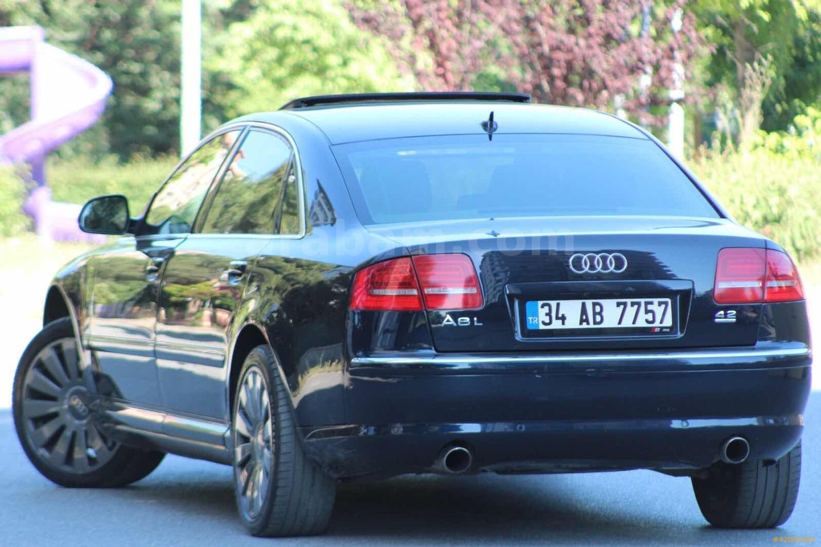 Galeriden Audi A8 4.2 Quattro Long 2008 Model İstanbul 275.000 km Lacivert 7