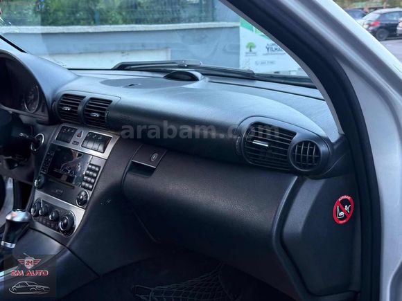 ZM AUTO DAN ÇOK TEMİZ MERCEDES C180
