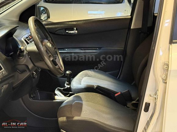 AL-İN CAR ' dan 2013 MODEL 172 BİN KM DE FULL+FULL HYUNDAİ İ20