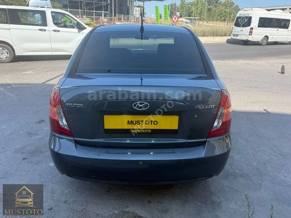 MUST OTO DAN OTOMATİK ACCENT ERA FULL PAKET 149 BİN KM