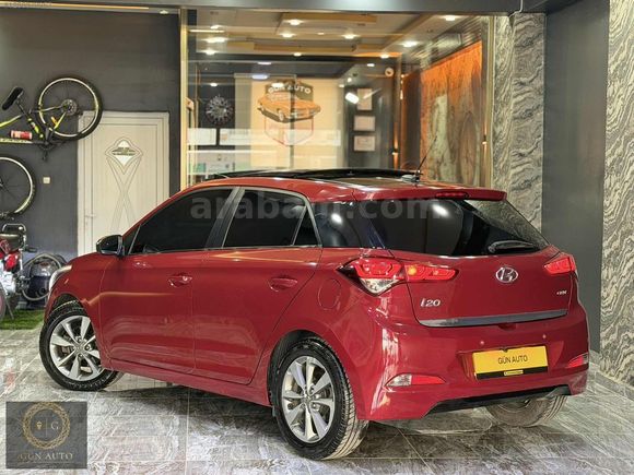 GÜN AUTO'DAN HYUNDAİ İ20 2017 MODEL DÜŞÜK KM CAM TAVAN