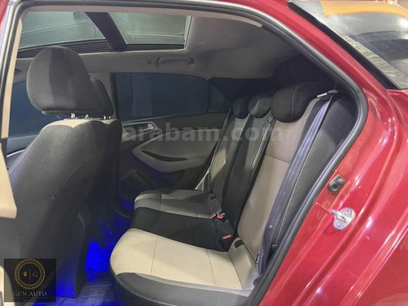 GÜN AUTO'DAN HYUNDAİ İ20 2017 MODEL DÜŞÜK KM CAM TAVAN