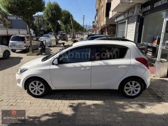 ''GÖNÜLTAŞ''2013 HYUNDAİ İ20 1.4 DİZEL 188BİNDE SENSE