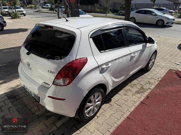 ''GÖNÜLTAŞ''2013 HYUNDAİ İ20 1.4 DİZEL 188BİNDE SENSE
