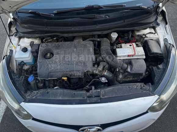2014 HYUNDAİ İ20 SENSE 1.4CRDİ BAKIMLI ARAÇ