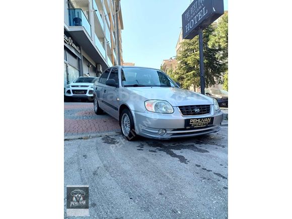 PEHLİVAN OTOMOTIV'DEN DÜŞÜK KİLOMETRE HYUNDAİ ACCENT ADMİRE