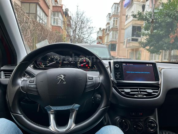Sahibinden Peugeot 208 düşük km cam tavan