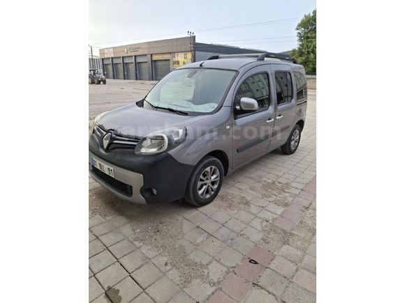 Sahibinden Renault Kangoo Multix 1.5 dCi Extreme 2017 Model