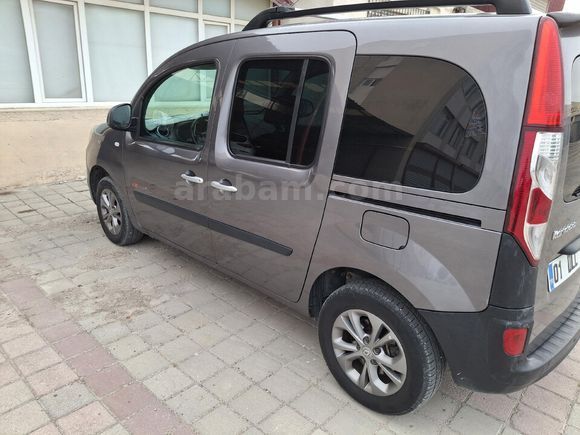 Sahibinden Renault Kangoo Multix 1.5 dCi Extreme 2017 Model