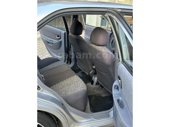 HATASIZ DÜŞÜK KM TAM OTOMATİK AİLE ARACI