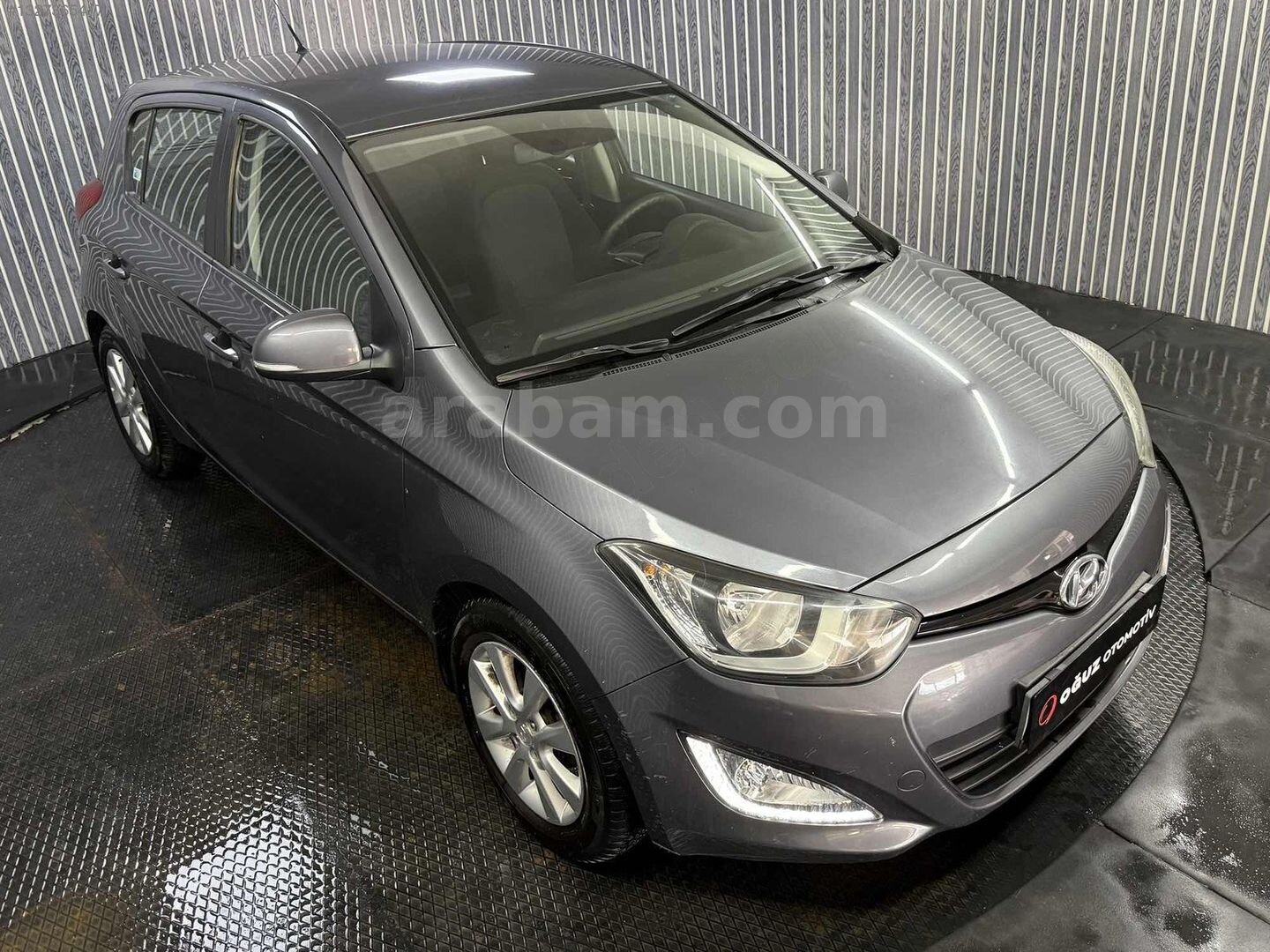 Galeriden Hyundai i20 1.4 CVVT Sense 2014 Model Eskişehir 70.000 km Gri 6