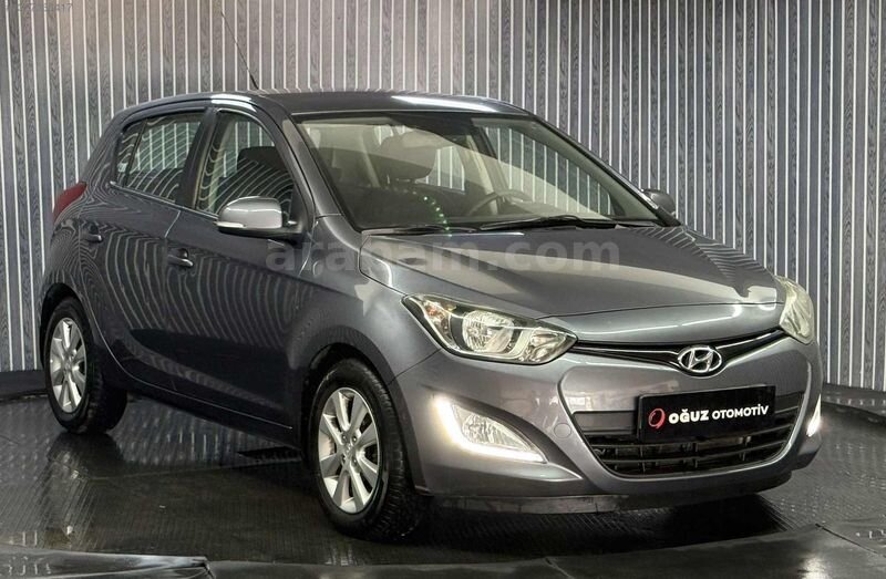 Galeriden Hyundai i20 1.4 CVVT Sense 2014 Model Eskişehir 70.000 km Gri
