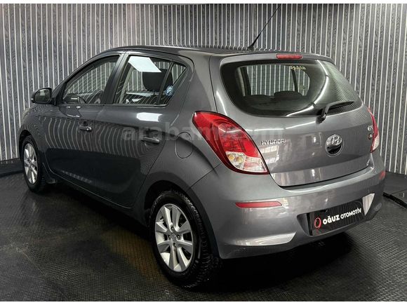 OĞUZ'DAN 70 BİN KM'DE DEĞİŞENSİZ HYUNDAİ İ20