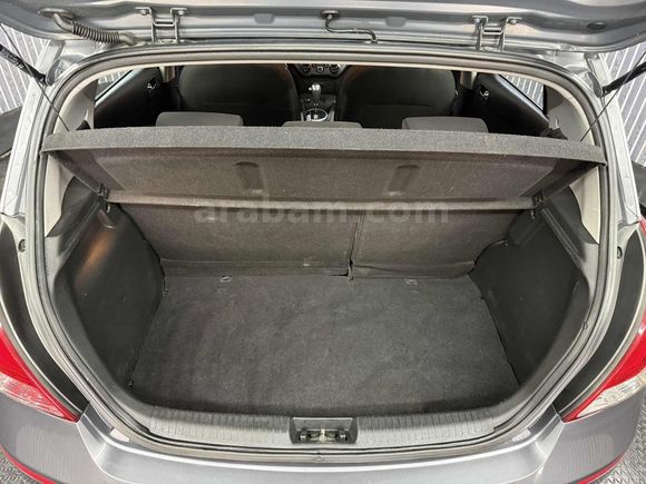 OĞUZ'DAN 70 BİN KM'DE DEĞİŞENSİZ HYUNDAİ İ20