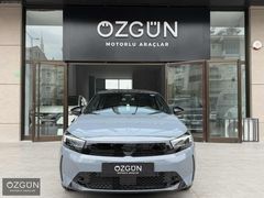ÖZGÜN CORSA-e GS PAKET CAM TVN ISITMA-HATASIZ-BOYASIZ KK 12 AY