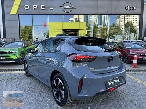 OPEL&KIA BAYİİ-HATASIZ 2025 OPEL CORSA-E GS