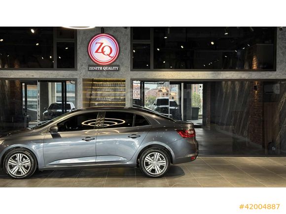 2023 MODEL 24 ÇIKIŞLI MEGANE 1.3 TCE TOUCH HATASIZ BOYASIZ