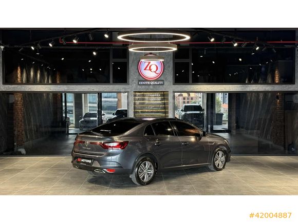 2023 MODEL 24 ÇIKIŞLI MEGANE 1.3 TCE TOUCH HATASIZ BOYASIZ