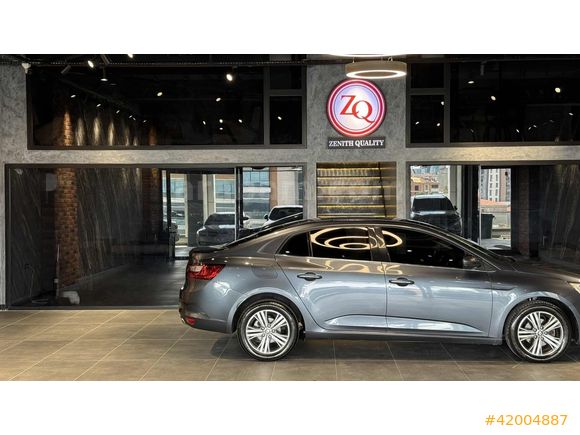 2023 MODEL 24 ÇIKIŞLI MEGANE 1.3 TCE TOUCH HATASIZ BOYASIZ