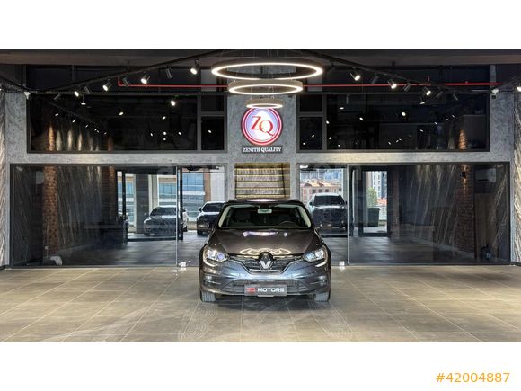 2023 MODEL 24 ÇIKIŞLI MEGANE 1.3 TCE TOUCH HATASIZ BOYASIZ
