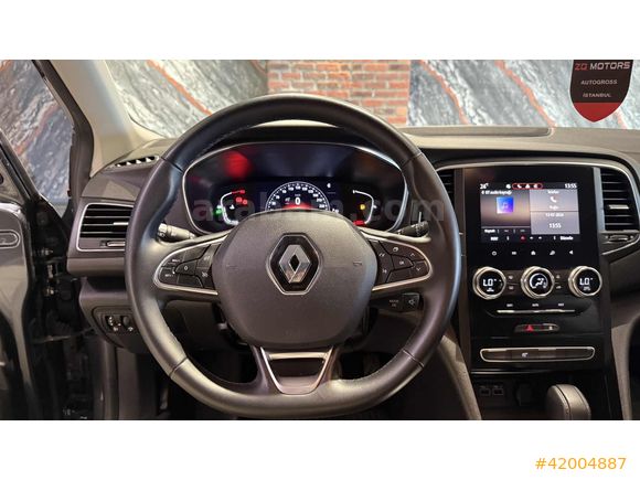 2023 MODEL 24 ÇIKIŞLI MEGANE 1.3 TCE TOUCH HATASIZ BOYASIZ