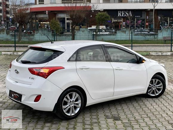 İS CAR 185.000KM+D.KLİMA+YAĞMUR FAR SENSÖRÜ!!