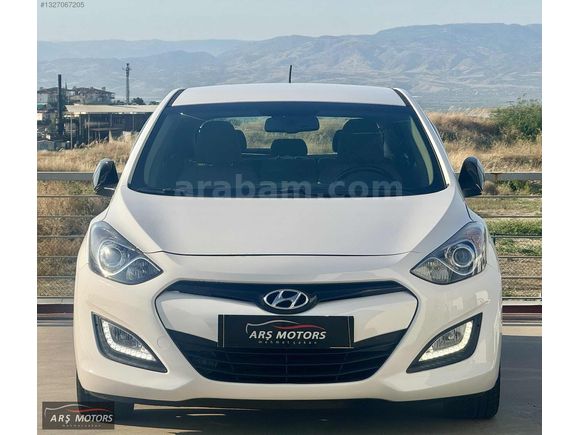 125 BİN KM // ORJİNAL// STYLE PAKET // İÇİ BEJ