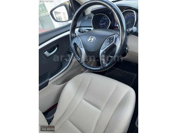 125 BİN KM // ORJİNAL// STYLE PAKET // İÇİ BEJ