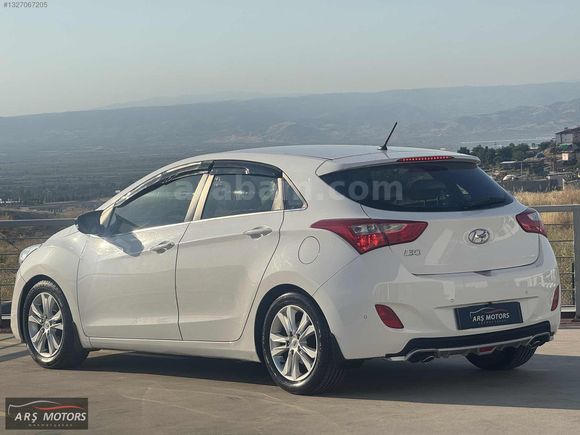 125 BİN KM // ORJİNAL// STYLE PAKET // İÇİ BEJ