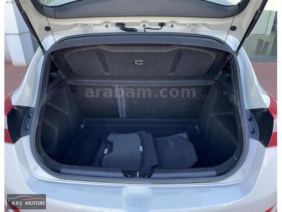 125 BİN KM // ORJİNAL// STYLE PAKET // İÇİ BEJ