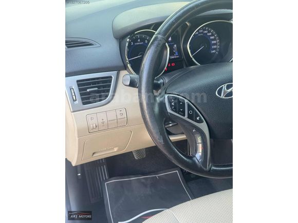 125 BİN KM // ORJİNAL// STYLE PAKET // İÇİ BEJ