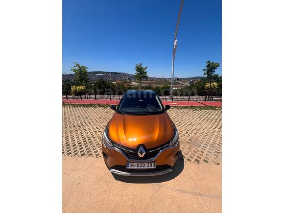 SAHİBİNDEN ÇİFT RENK OTOMATİK HYBRİD RENAULT CAPTUR TOUCH