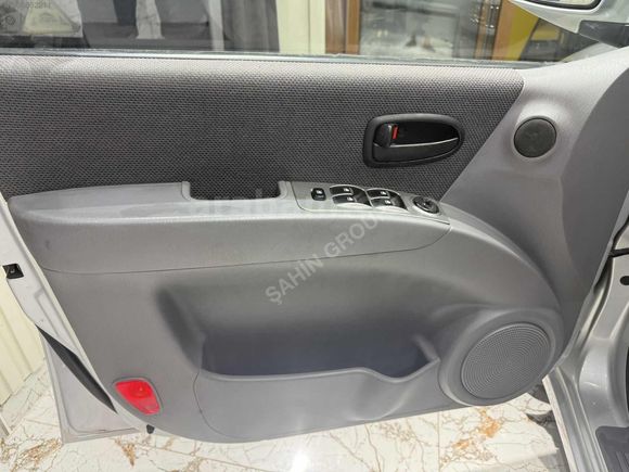 2009 MODEL HYUNDAİ MATRİX HATASIZ BOYASIZ SADECE 77.500 KM DİZEL