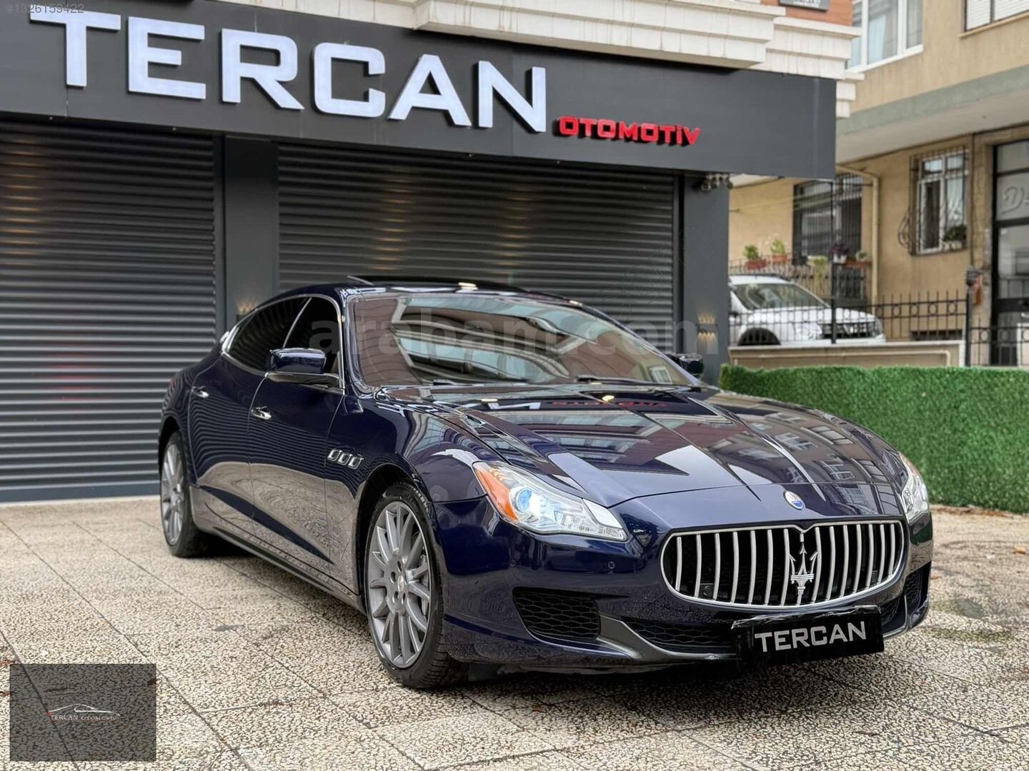 Galeriden Maserati Quattroporte 3.0 D 2014 Model İstanbul 127.000 km Lacivert 2