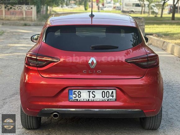 "2022 CLİO 1.0 TCe İCON OTOMATİK 42 BİN KM"