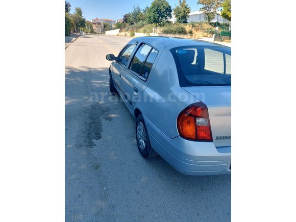İlk Sahibinden Renault Clio 1.4 RNA 2000 Model