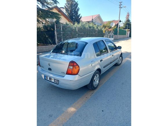 İlk Sahibinden Renault Clio 1.4 RNA 2000 Model