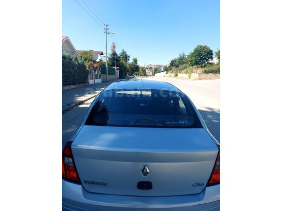İlk Sahibinden Renault Clio 1.4 RNA 2000 Model