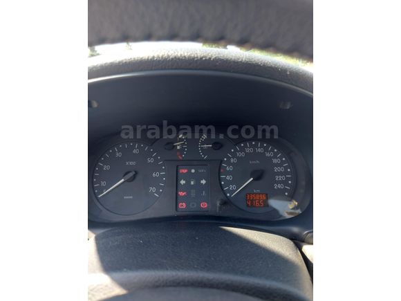 İlk Sahibinden Renault Clio 1.4 RNA 2000 Model