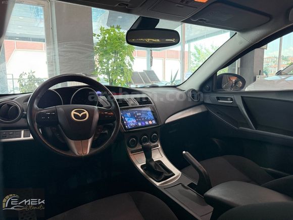 2012 Mazda 3 213.000 km Degişensiz Hasarsız 1.6 Dizel