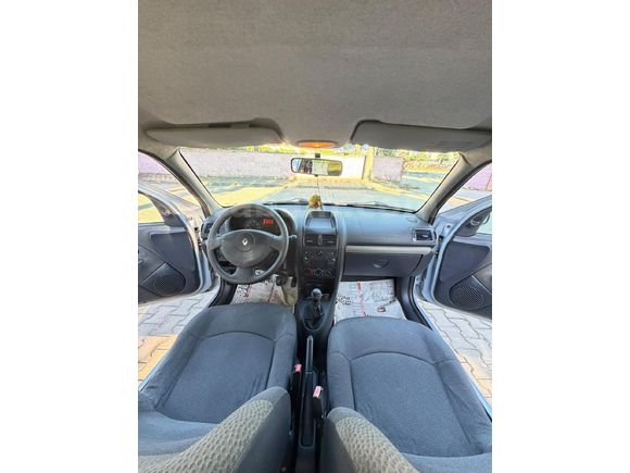 Sahibinden Renault Clio 1.2 Authentique 2004 Model