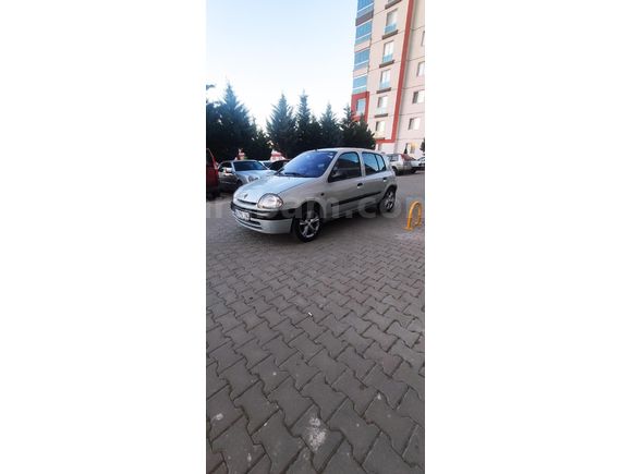 Sahibinden Renault Clio 1.6 RTE 2000 Model