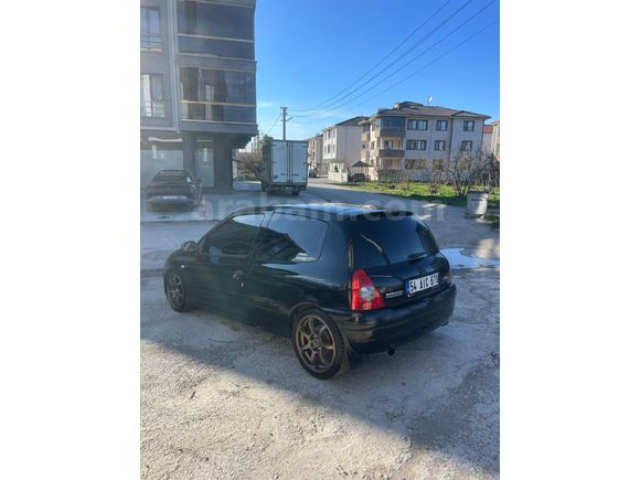 Sahibinden Renault Clio 1.6 RXT 2000 Model