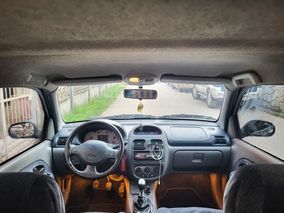 Sahibinden Renault Clio 1.6 RXT 2000 Model
