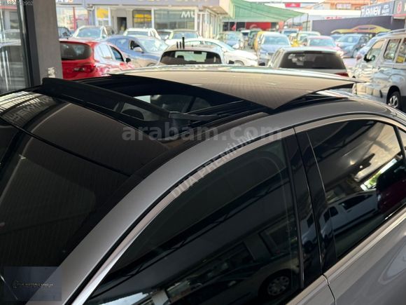 DUA PREMIUM'DAN MERCEDEZ BENZ C200 AMG HATASIZ DÜŞÜK KM