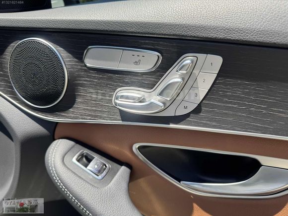 2021 C200 4MATİC AMG+SADECE 9.700KMDE+BOYASIZ+TABA