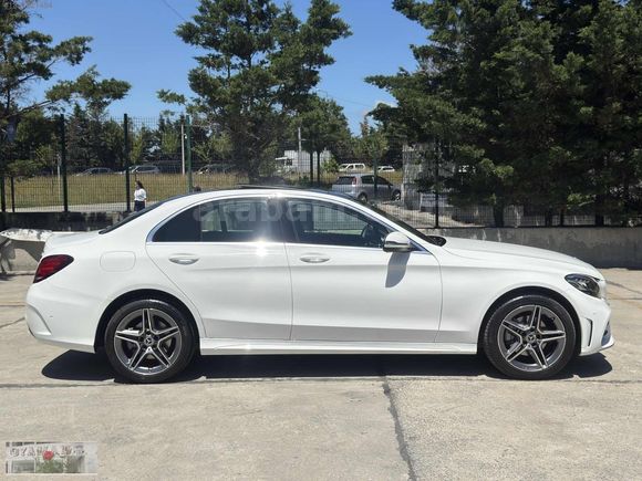 2021 C200 4MATİC AMG+SADECE 9.700KMDE+BOYASIZ+TABA