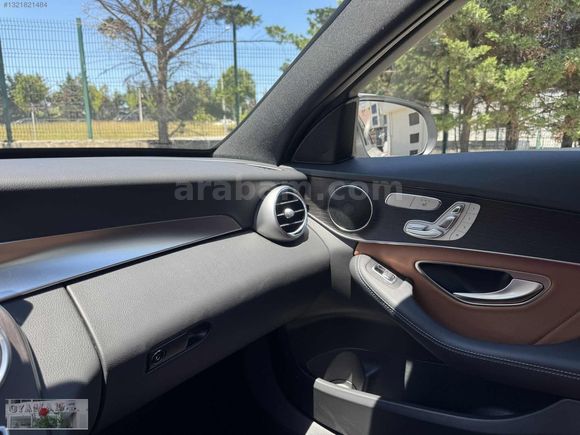 2021 C200 4MATİC AMG+SADECE 9.700KMDE+BOYASIZ+TABA
