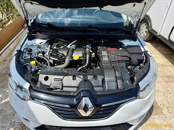 AREN'DEN 2018 RENAULT MEGANE 1.5DCİ JOY EDC 106.000KM!